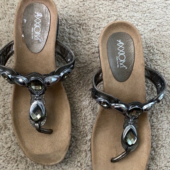 Sandals - Picture 3 of 3
